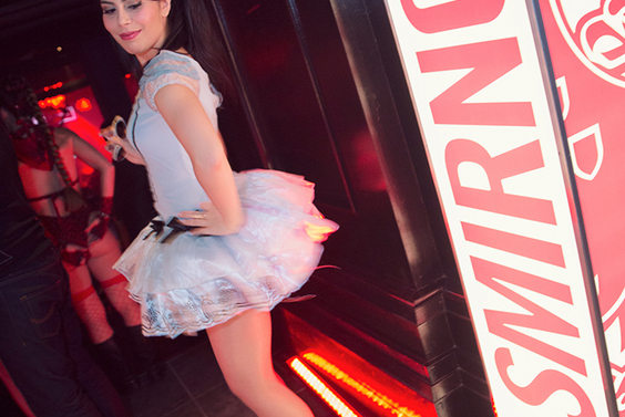 Productnightclub_Contactcorradoforbooths_4162620897_036_